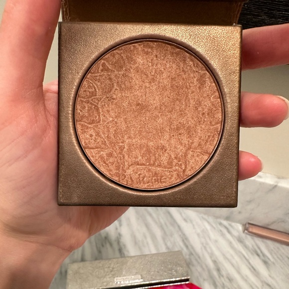 Everyday Makeup Lot - Picture 7 of 16